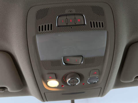 2011 Audi Q5 2.0T quattro Premium Plus