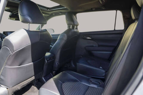 2022 Toyota Highlander XSE