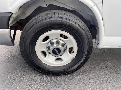 2017 GMC Savana 2500