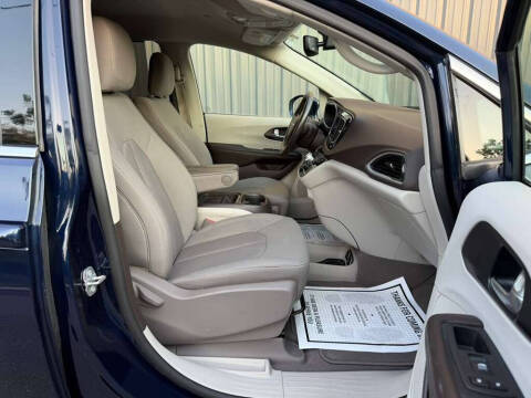 2020 Chrysler Pacifica Touring