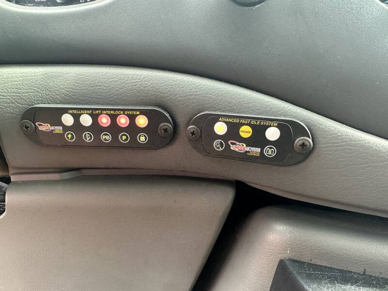 2007 Ford E-Series E-450 SD