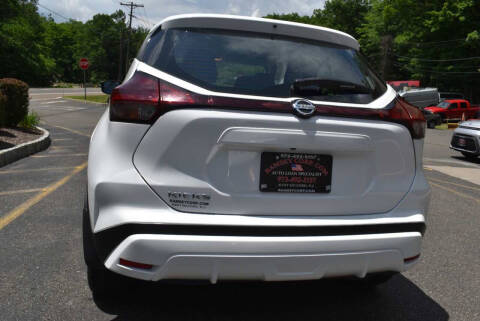 2021 Nissan Kicks S