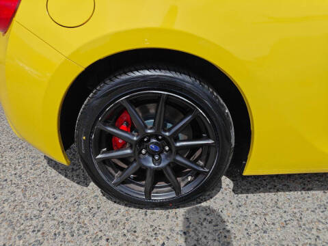 2017 Subaru BRZ Series.Yellow