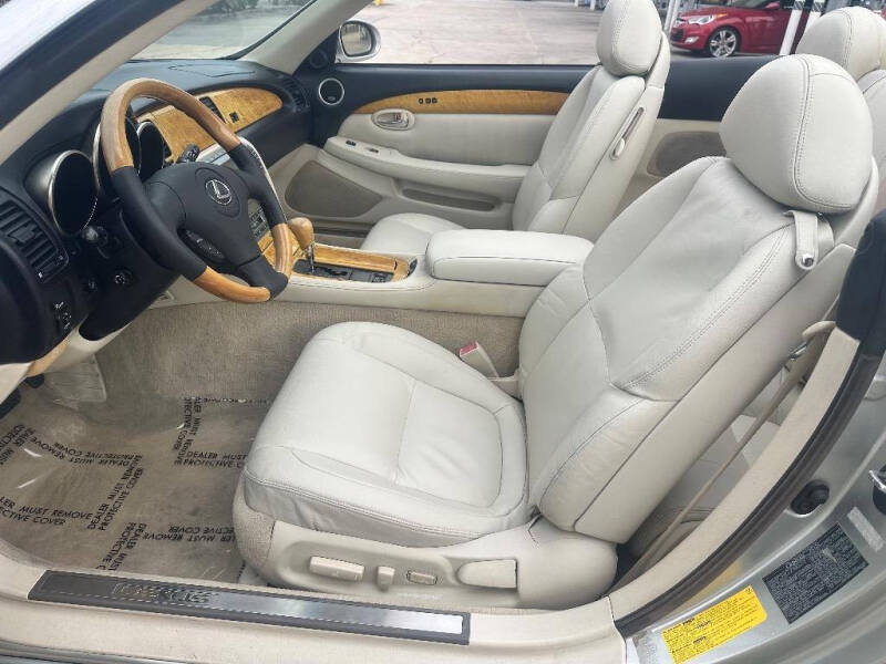 2003 Lexus SC 430