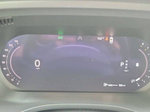 2024 Volvo XC60 B5 Core Dark Theme