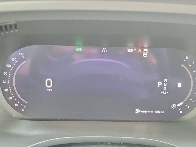2024 Volvo XC60 B5 Core Dark Theme