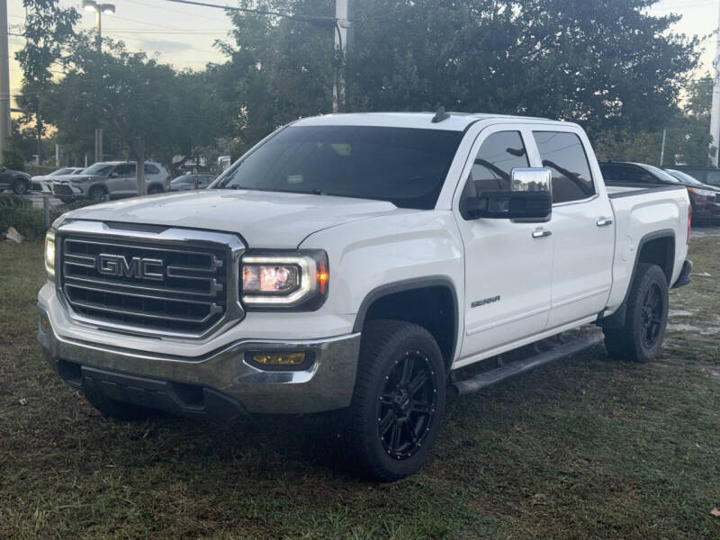 2017 GMC Sierra 1500 SLE's photo