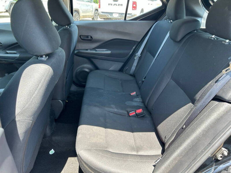 2024 Nissan Kicks S