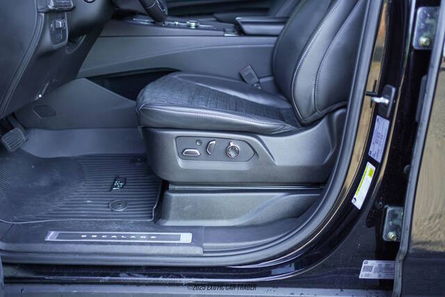 2023 Cadillac Escalade ESV Sport Platinum