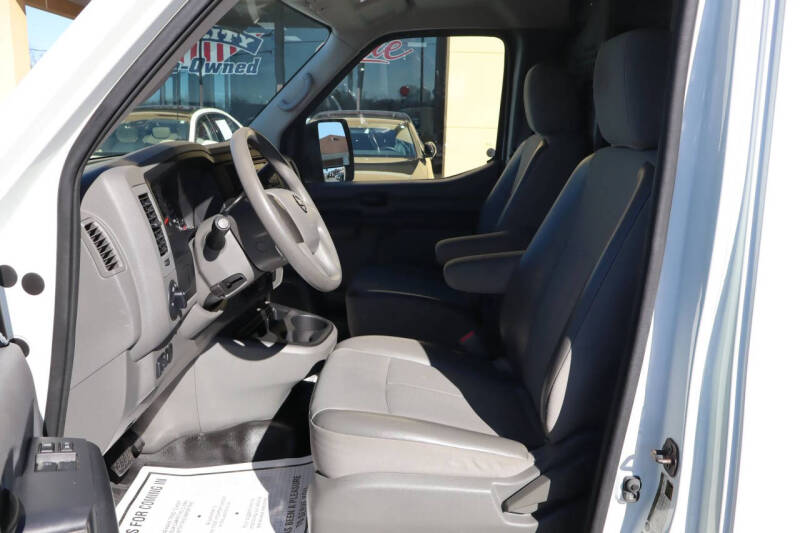 2016 Nissan NV
