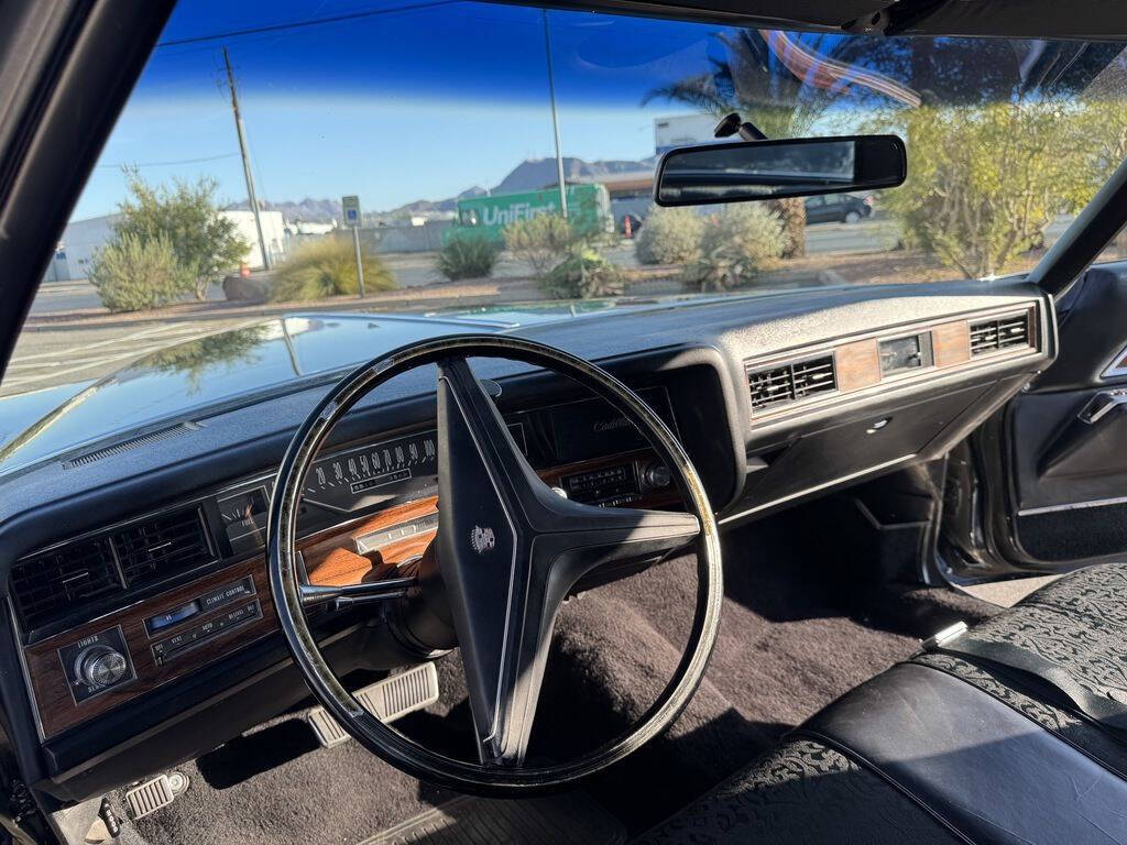 1972 Cadillac DeVille 8