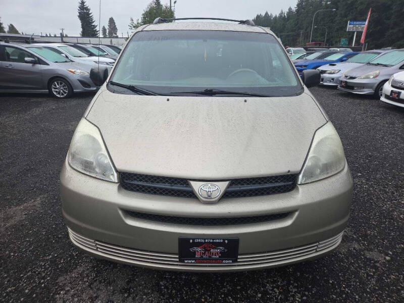 2005 Toyota Sienna LE 7 Passenger