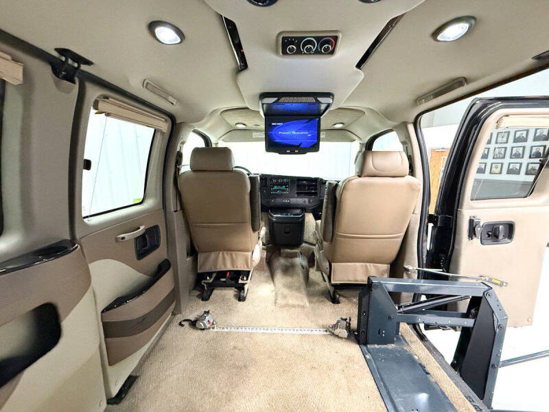 2014 GMC Savana
