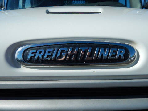 2017 Freightliner M2 106