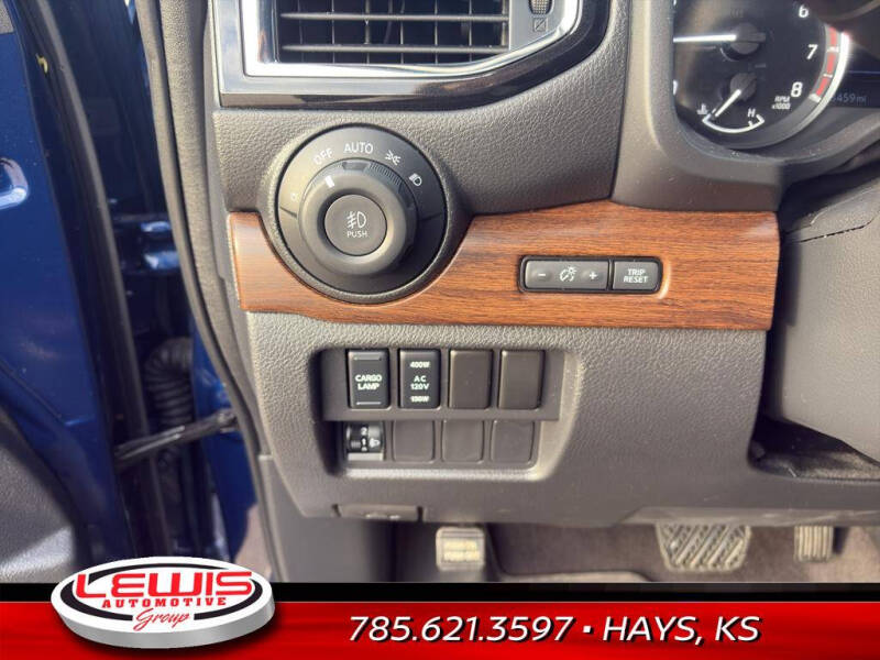 2023 Nissan Titan Platinum Reserve