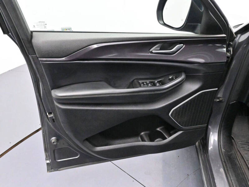 2021 Jeep Grand Cherokee L Laredo