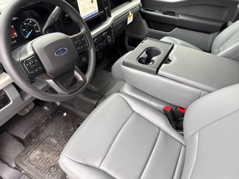 2025 Ford F-350 Super Duty XL