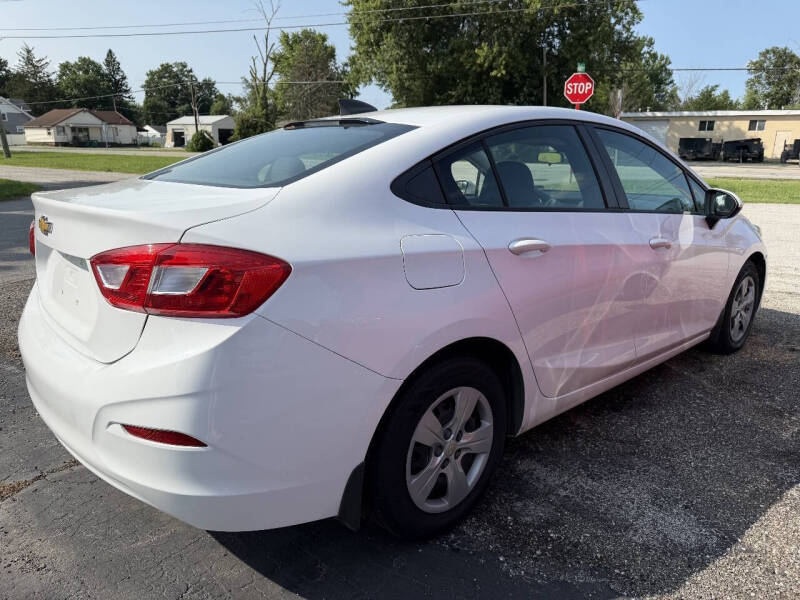 2017 Chevrolet Cruze LS Auto