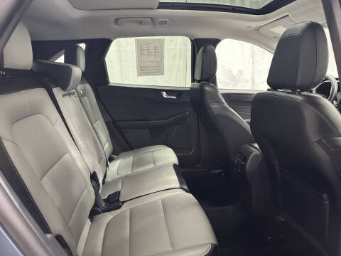 2025 Ford Escape Platinum