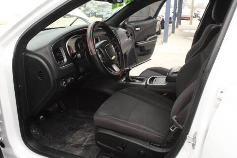 2017 Dodge Charger SXT