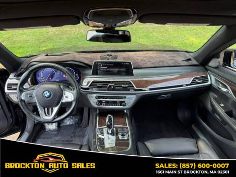 2017 BMW 7 Series 740i