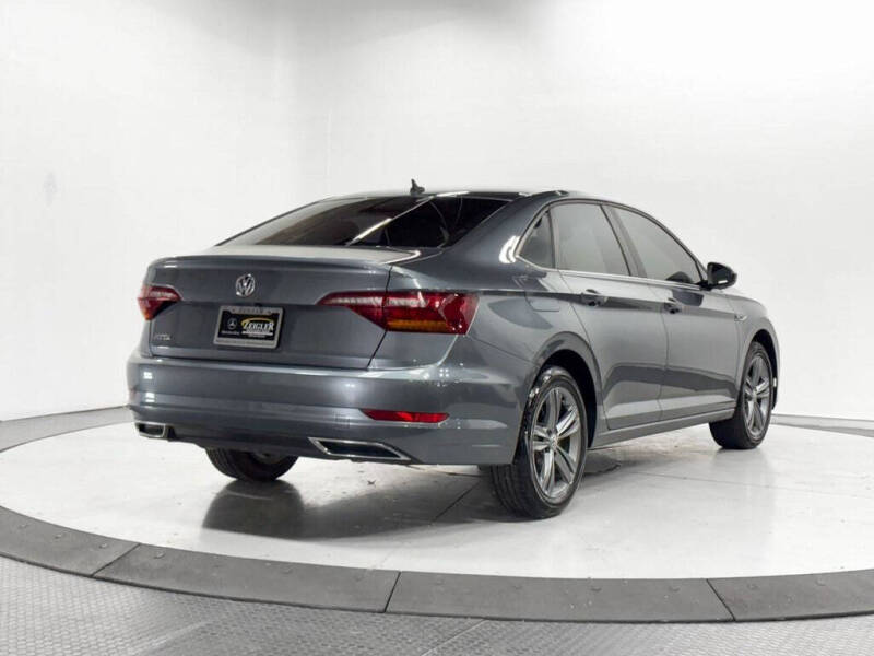 2019 Volkswagen Jetta R-Line