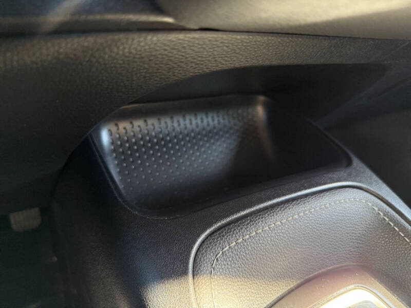 2022 Toyota Corolla Hatchback SE