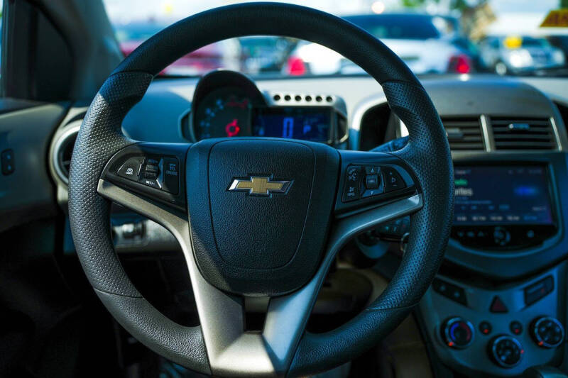 2016 Chevrolet Sonic LT Auto