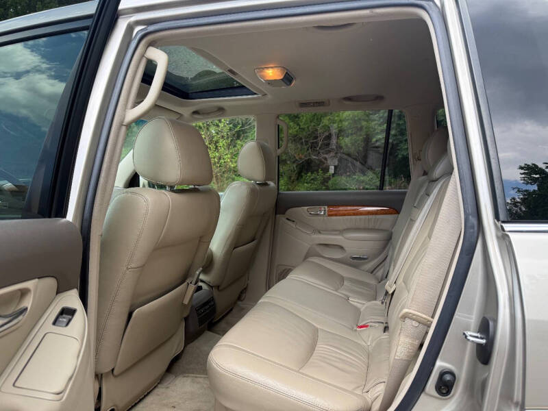 2004 Lexus GX 470