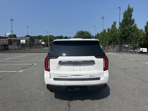 2021 GMC Yukon SLT
