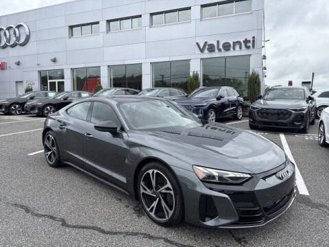 2023 Audi e-tron GT quattro Premium Plus