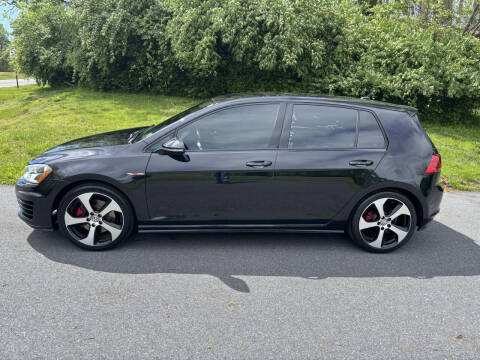 2017 Volkswagen Golf GTI S