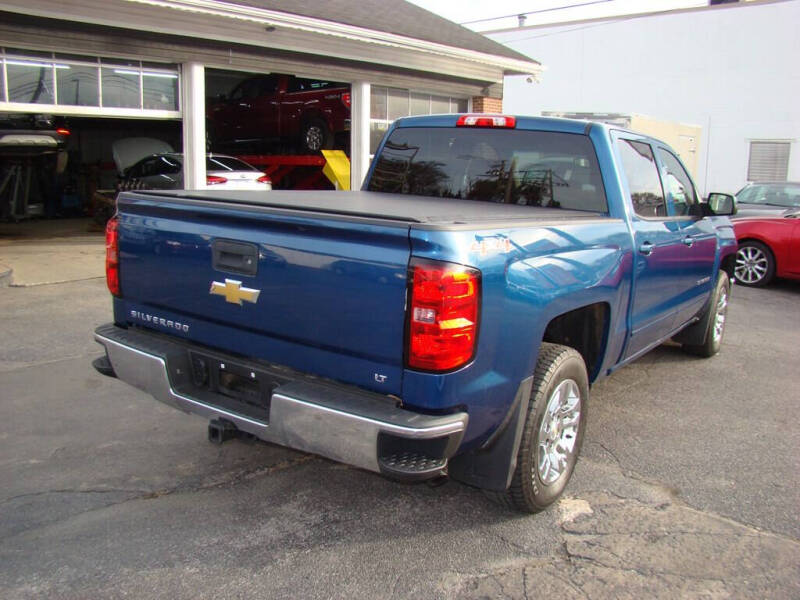 2015 Chevrolet Silverado 1500 LT photo 3