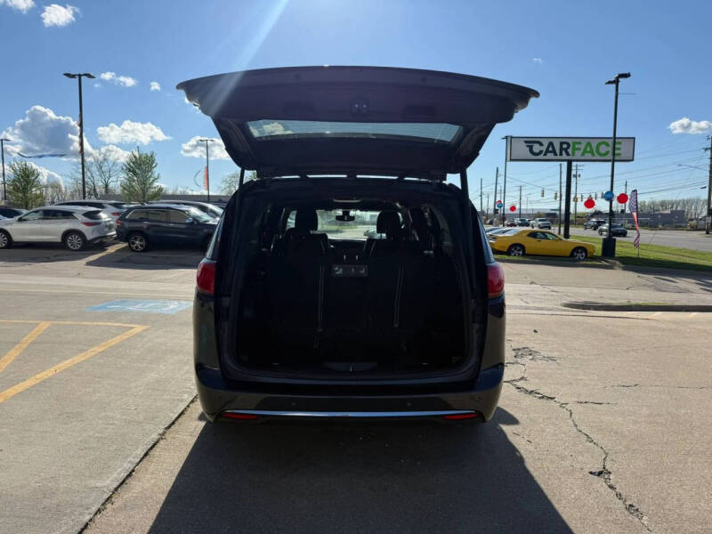 2020 Chrysler Pacifica Touring L 35th Anniversary