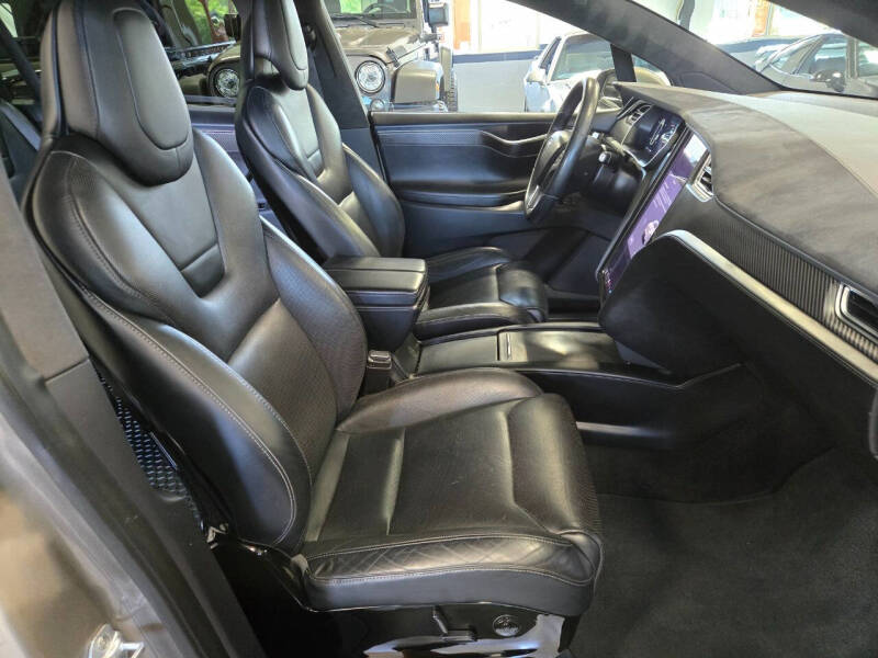 2016 Tesla Model X P90D