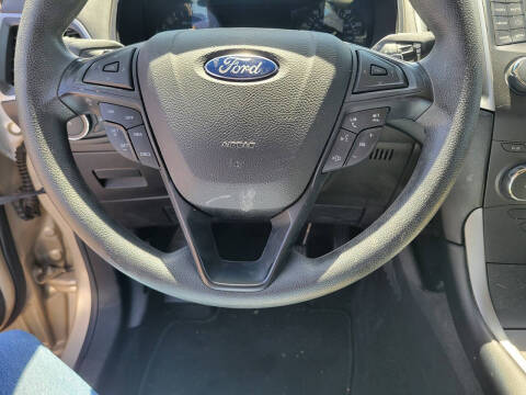 2017 Ford Edge SE