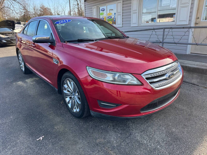 2011 Ford Taurus Limited photo 9