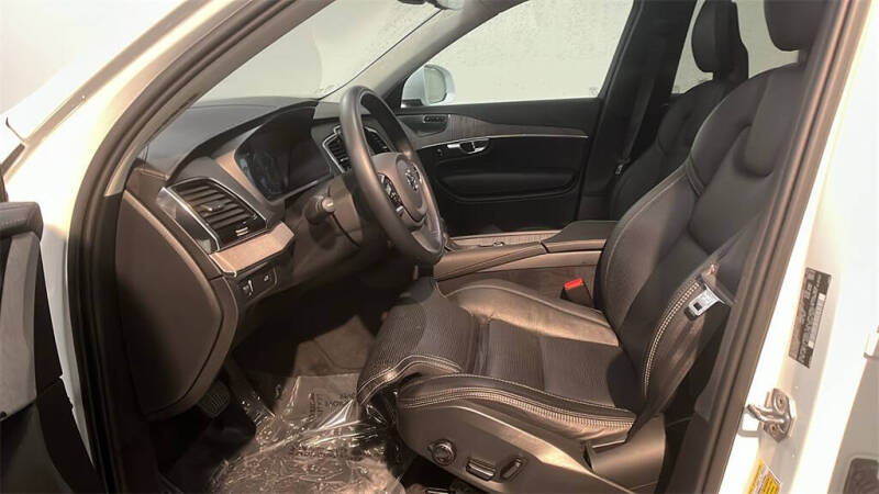 2022 Volvo XC90 T6 Inscription 7-Passenger