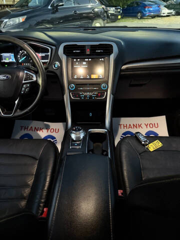 2018 Ford Fusion Energi SE Luxury