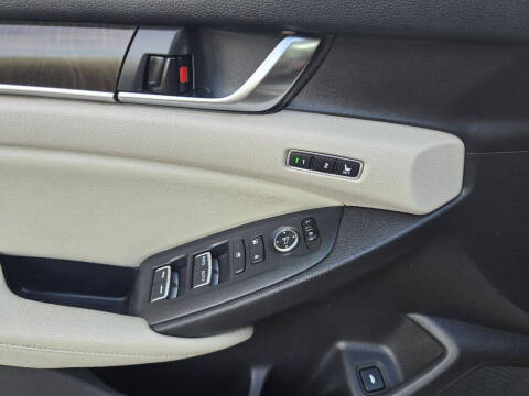 2018 Honda Accord Touring