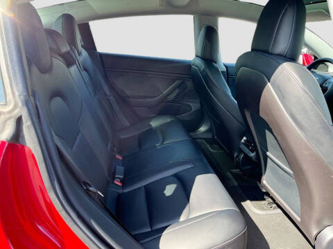2020 Tesla Model 3 Long Range