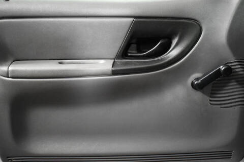 2003 Mazda Truck B2300