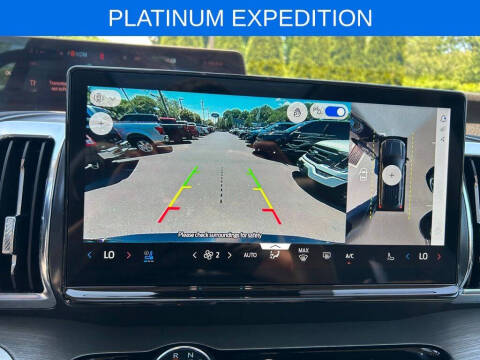2025 Ford Expedition Platinum