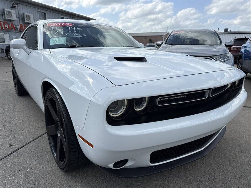 2015 Dodge Challenger SXT