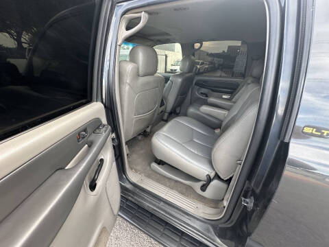 2003 GMC Yukon XL 2500 SLE