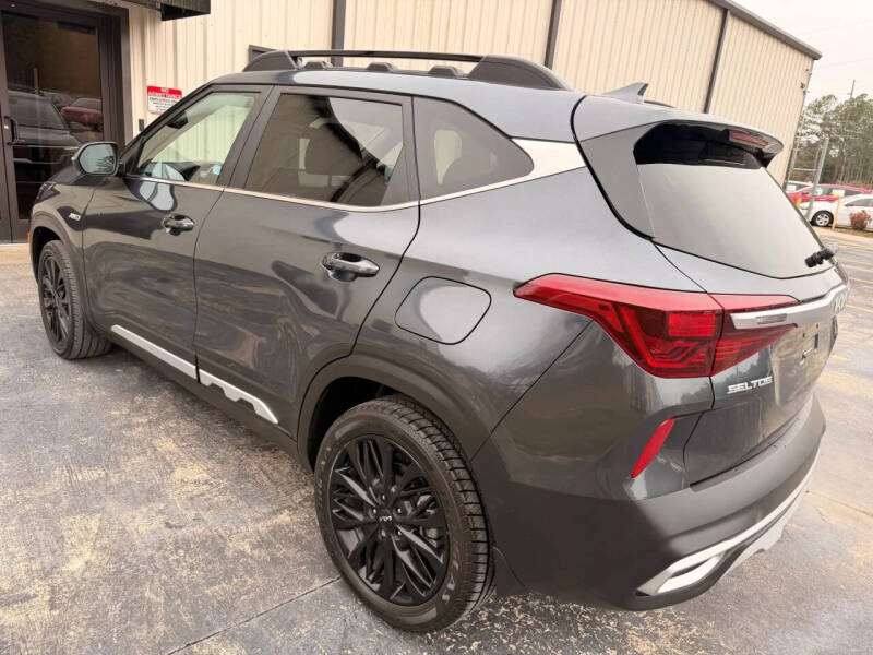 2022 Kia Seltos Nightfall