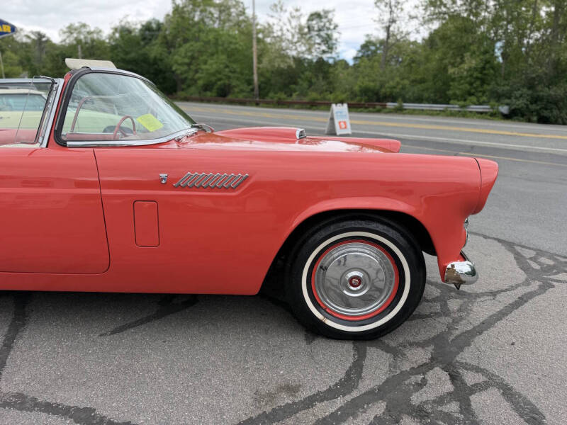 1956 Ford Thunderbird