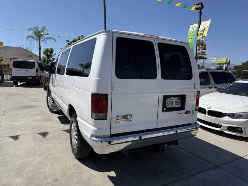 2009 Ford E-Series E-350 SD