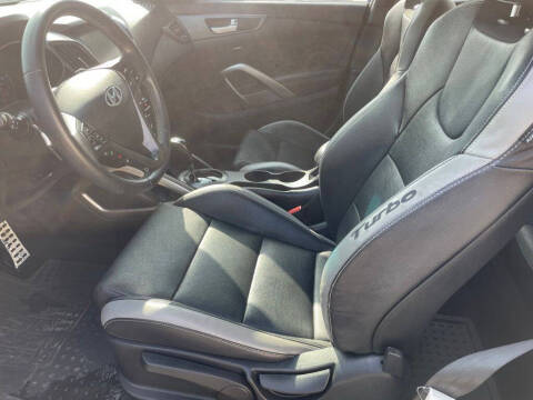 2017 Hyundai Veloster