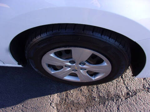 2017 Chevrolet Cruze LS Auto